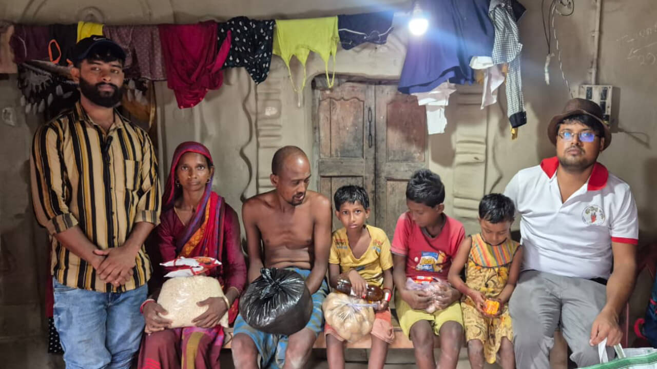 Bringing Hope Through Food: Swapnopuron Reaches Families in Vitia Village, Raiganj
